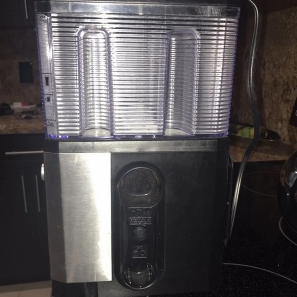 Coffee maker - Picture 2 of 5